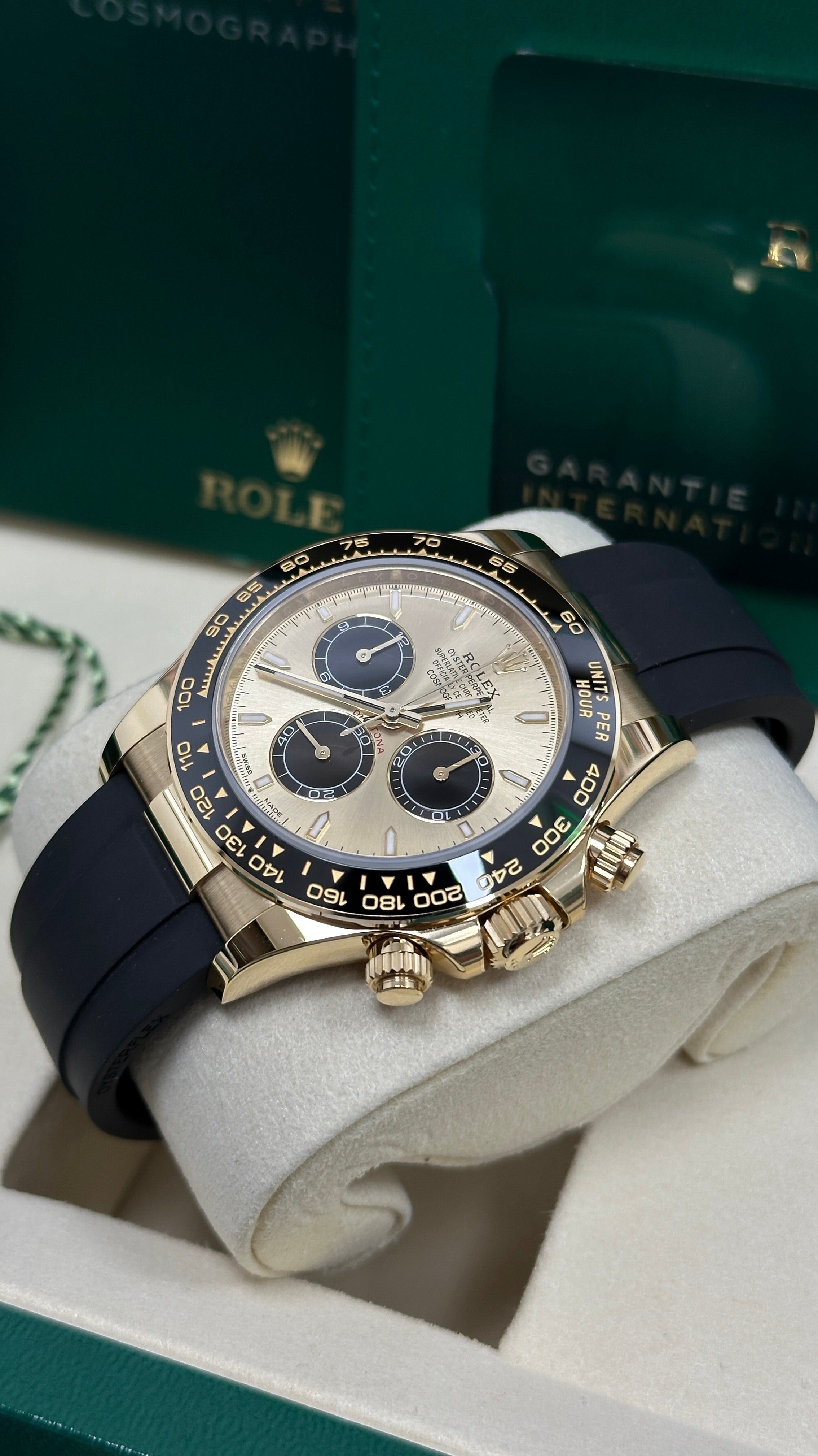 Rolex Cosmograph Daytona "YML/Pikachu" 40mm Yellow Gold Champagne and Black