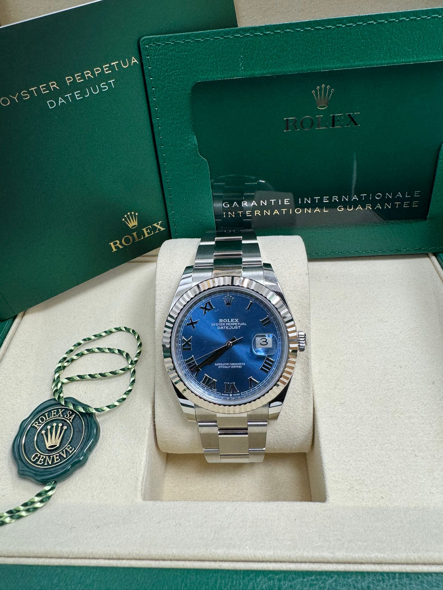 Rolex Datejust 41 126334 Blue Roman Dial Stainless Steel – Front View