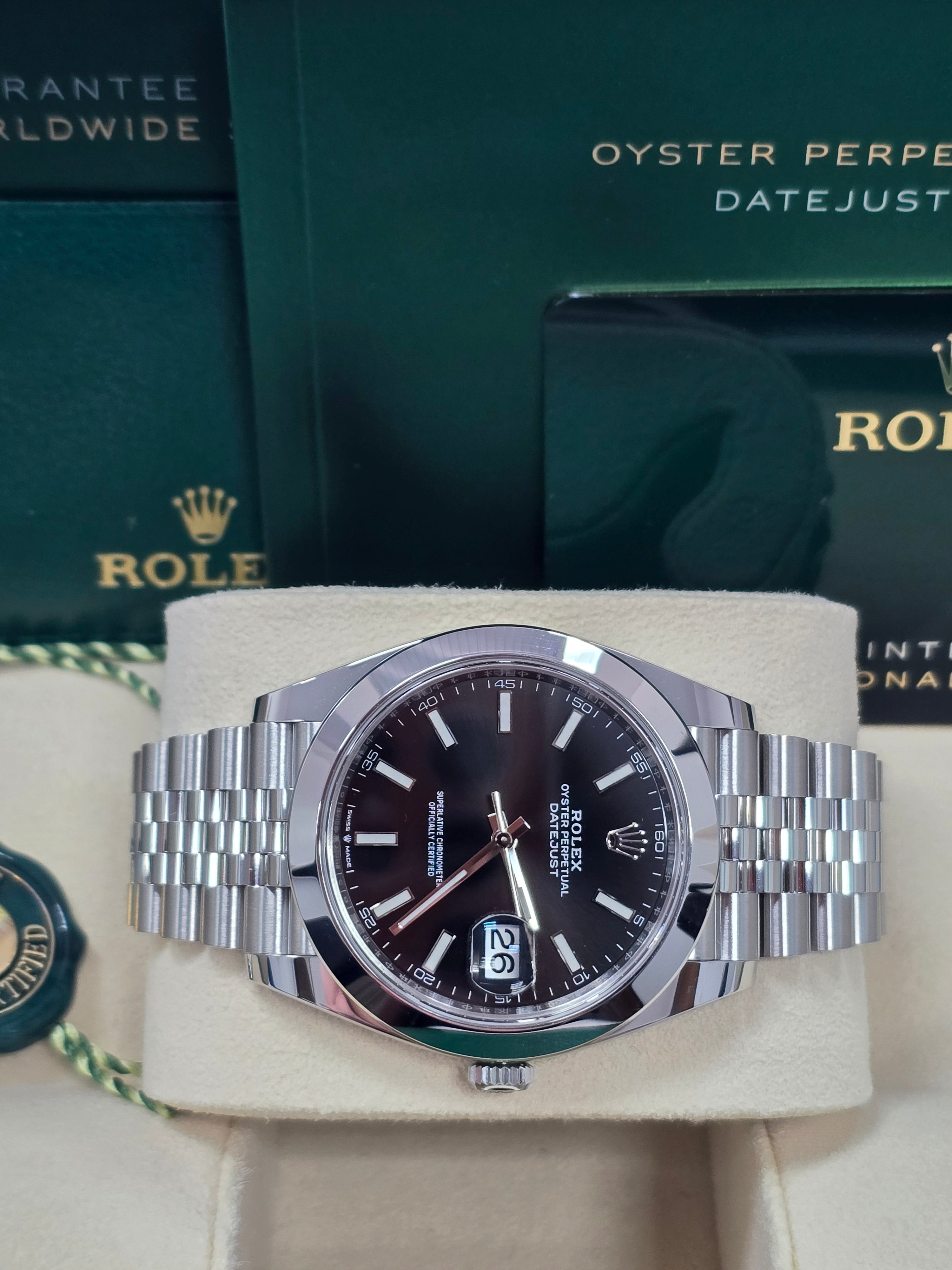 Rolex Datejust 41mm Black Index Dial Smooth Bezel Jubilee Bracelet 126