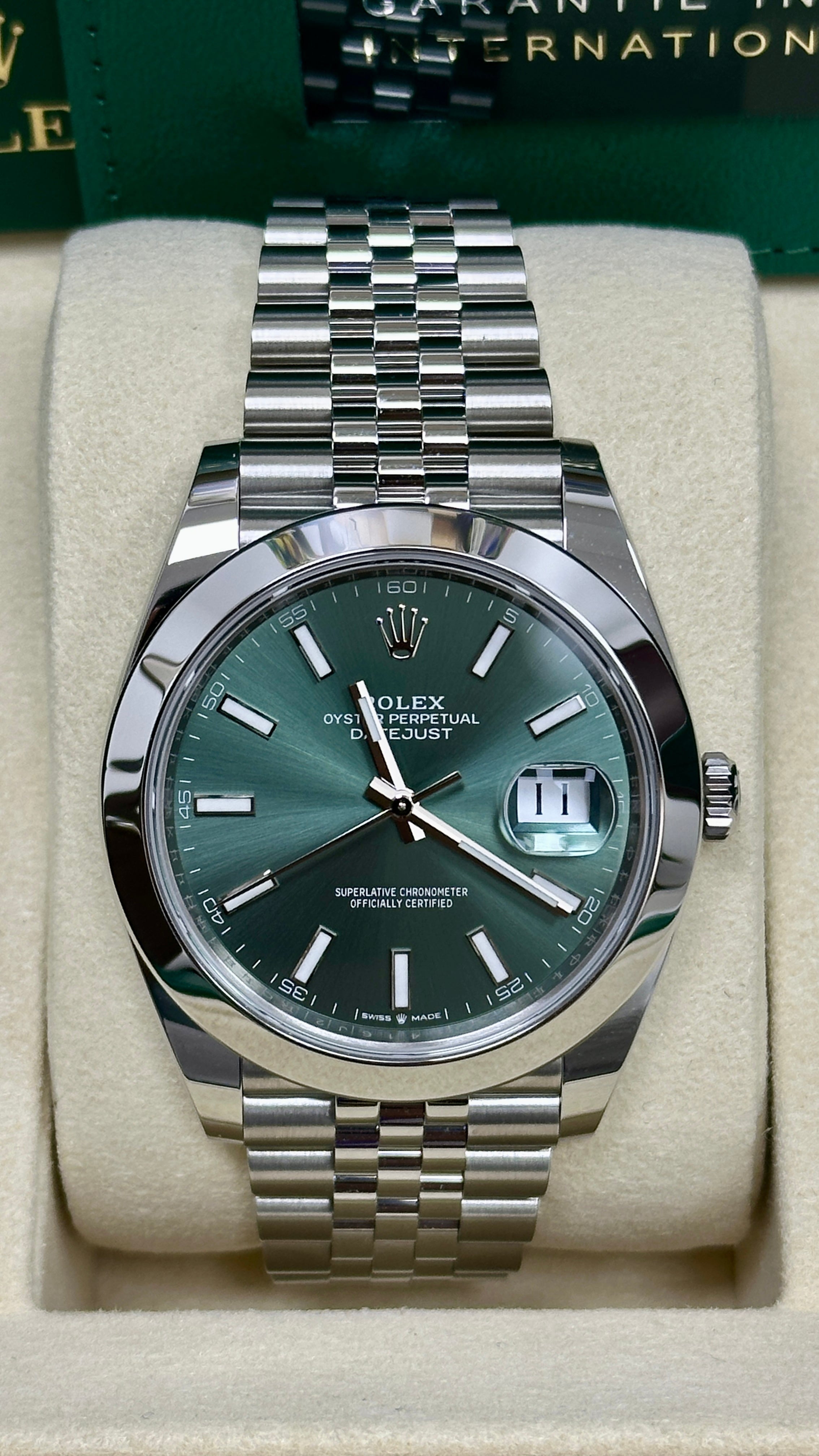 Rolex Datejust 41mm Mint Green Index Dial Smooth Bezel Jubilee Bracele