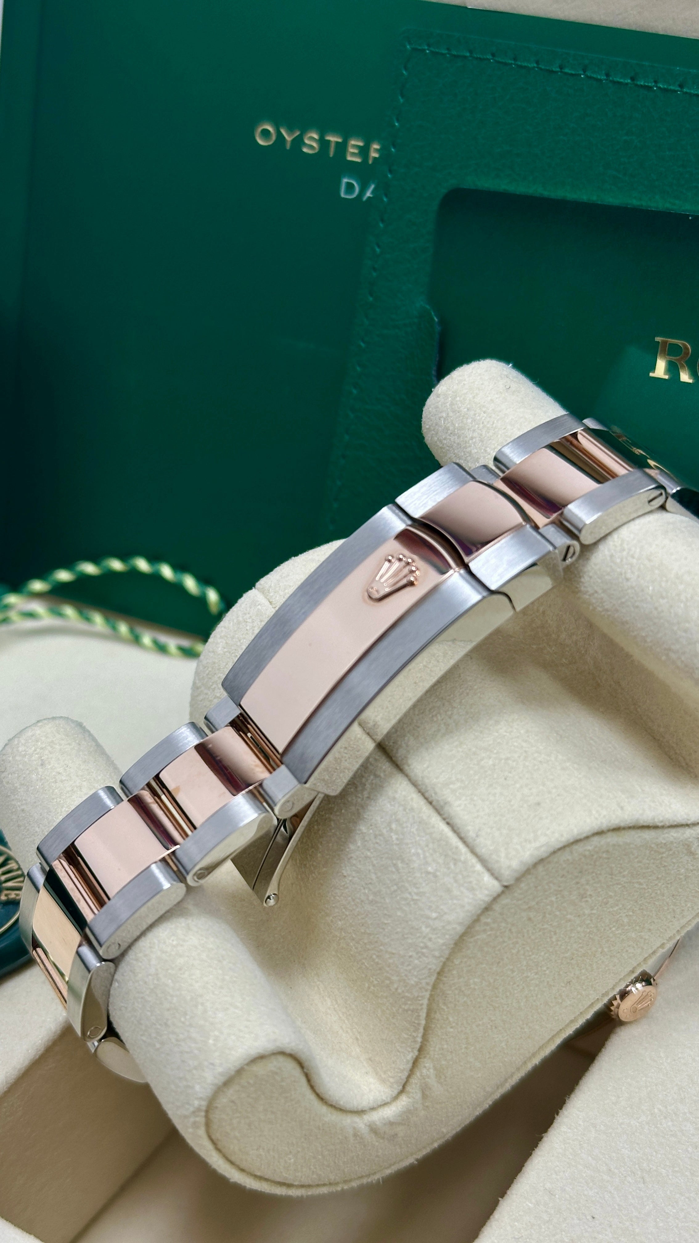 Rolex Datejust 41mm Two-Tone Everose Gold Chocolate Index Dial Fluted