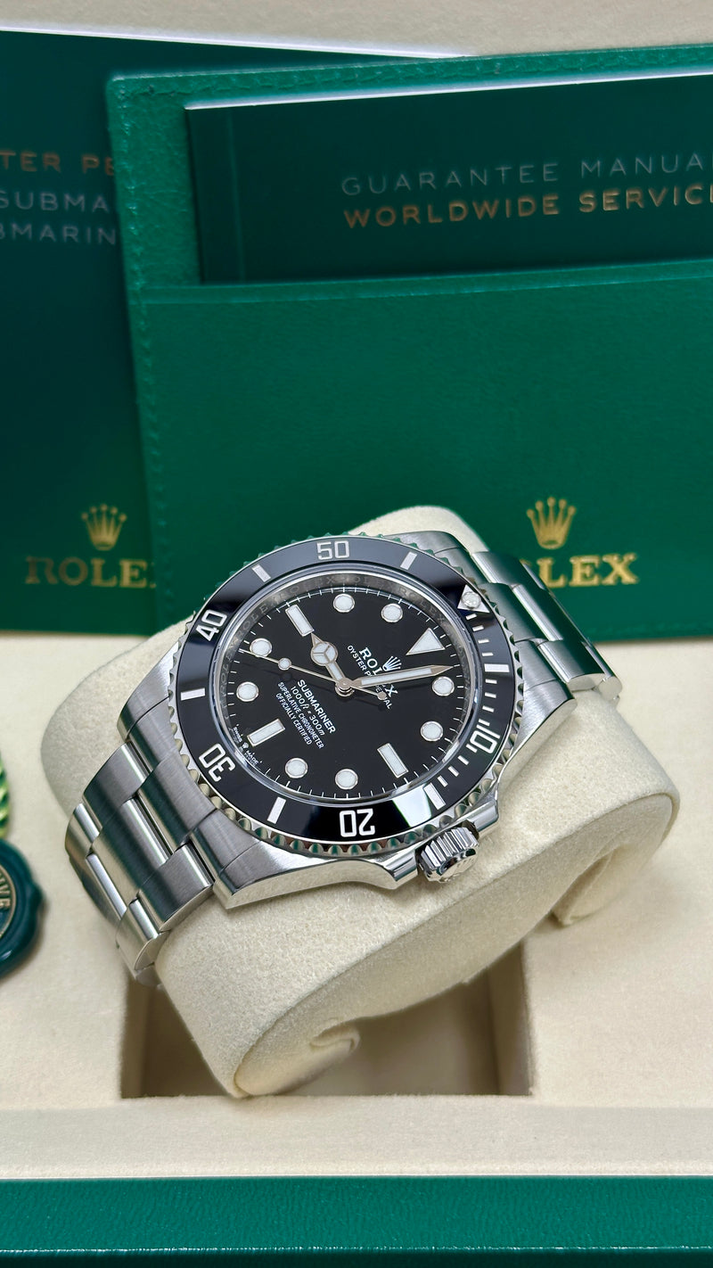 Rolex Submariner No Date 41 mm Black Dial on Wrist – Rolex 124060 New 2025