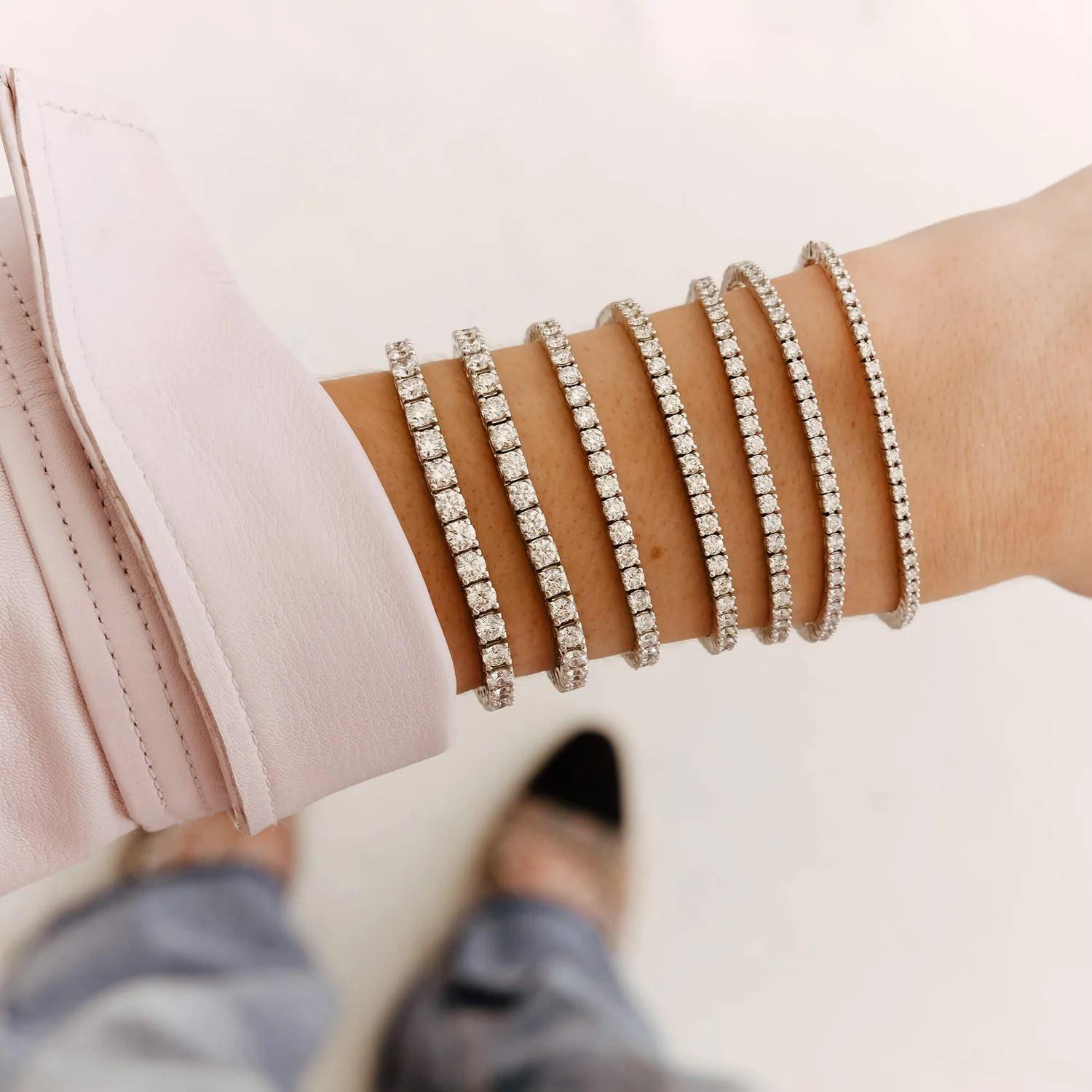 Natural Diamond Tennis Bracelet - Classic Round Cut