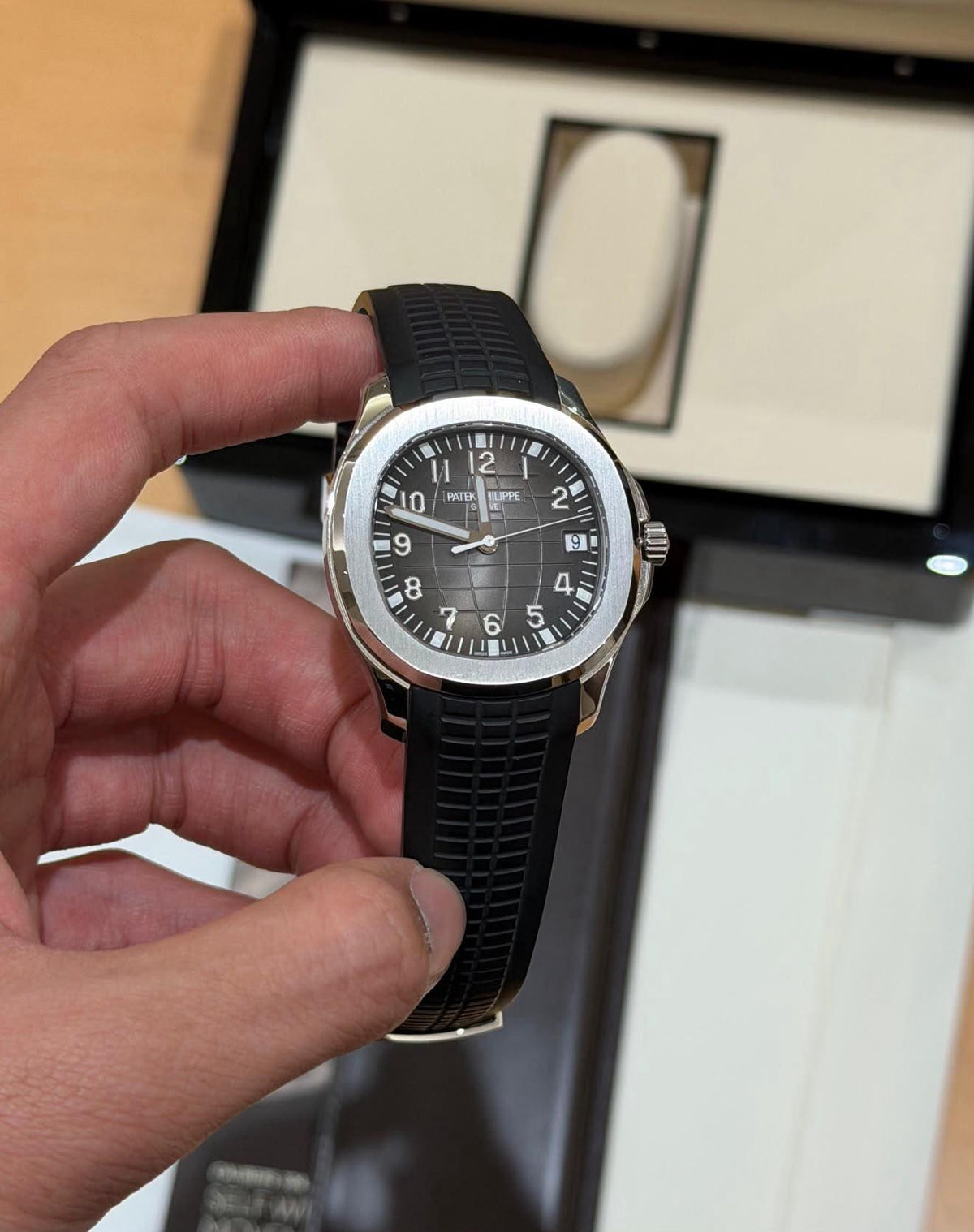 Patek Philippe Aquanaut Stainless Steel - 5167A-001