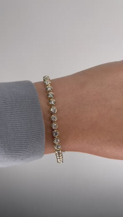 Natural Diamond Tennis Bracelet - Classic Round Cut